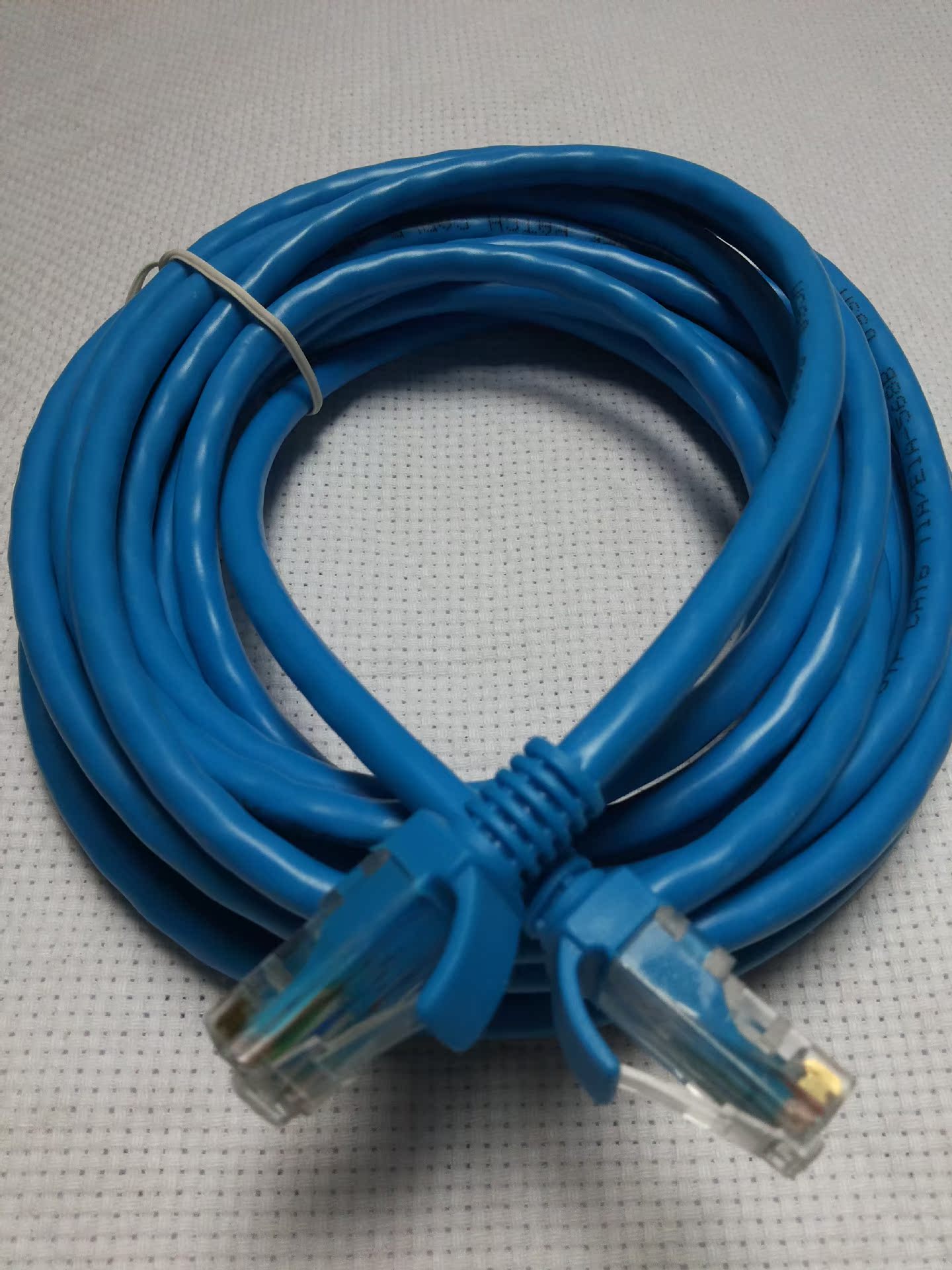 六類網(wǎng)線 cat6網(wǎng)絡(luò)連接線 雙絞電腦室外1
